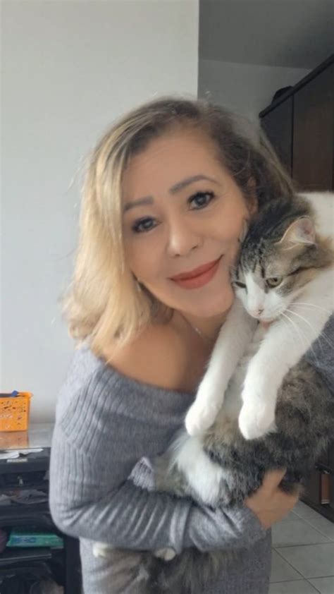 Ane Santos (@anesantossm) • Instagram photos and videos.